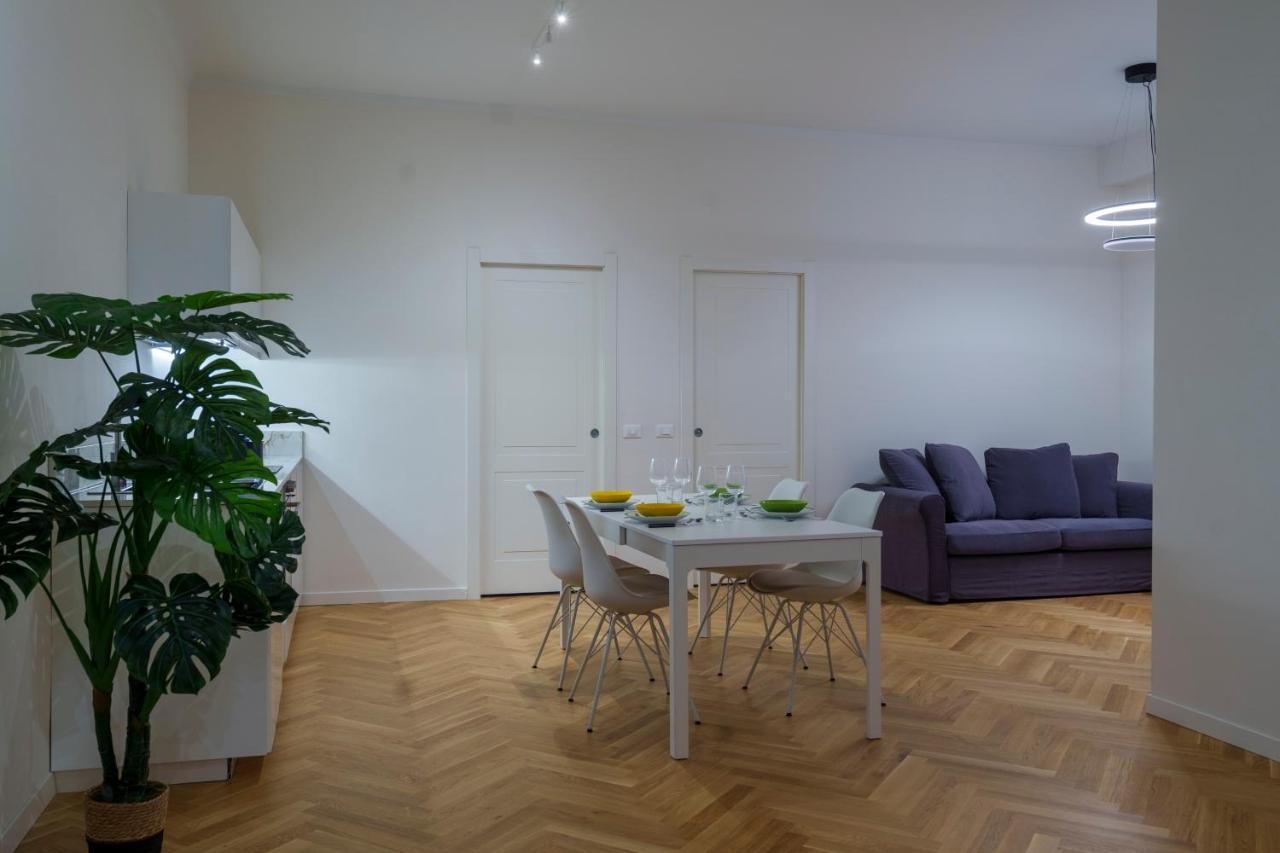 Porta Venezia-Trilocale-Luxury Con Wifi-Neflix Apartment Milan Bagian luar foto